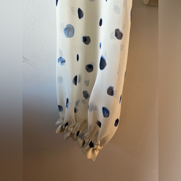 Aritzia Wilfred Tempest Blouse Smocked, dot-print prairie blouse Size XS - Picture 5 of 12